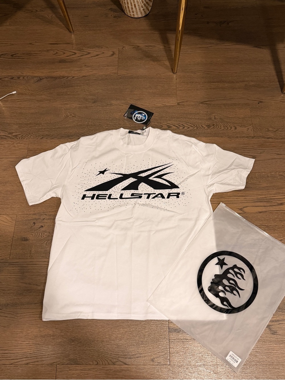 Men's Hellstar White Graphic Logo Short Sleeve Tee